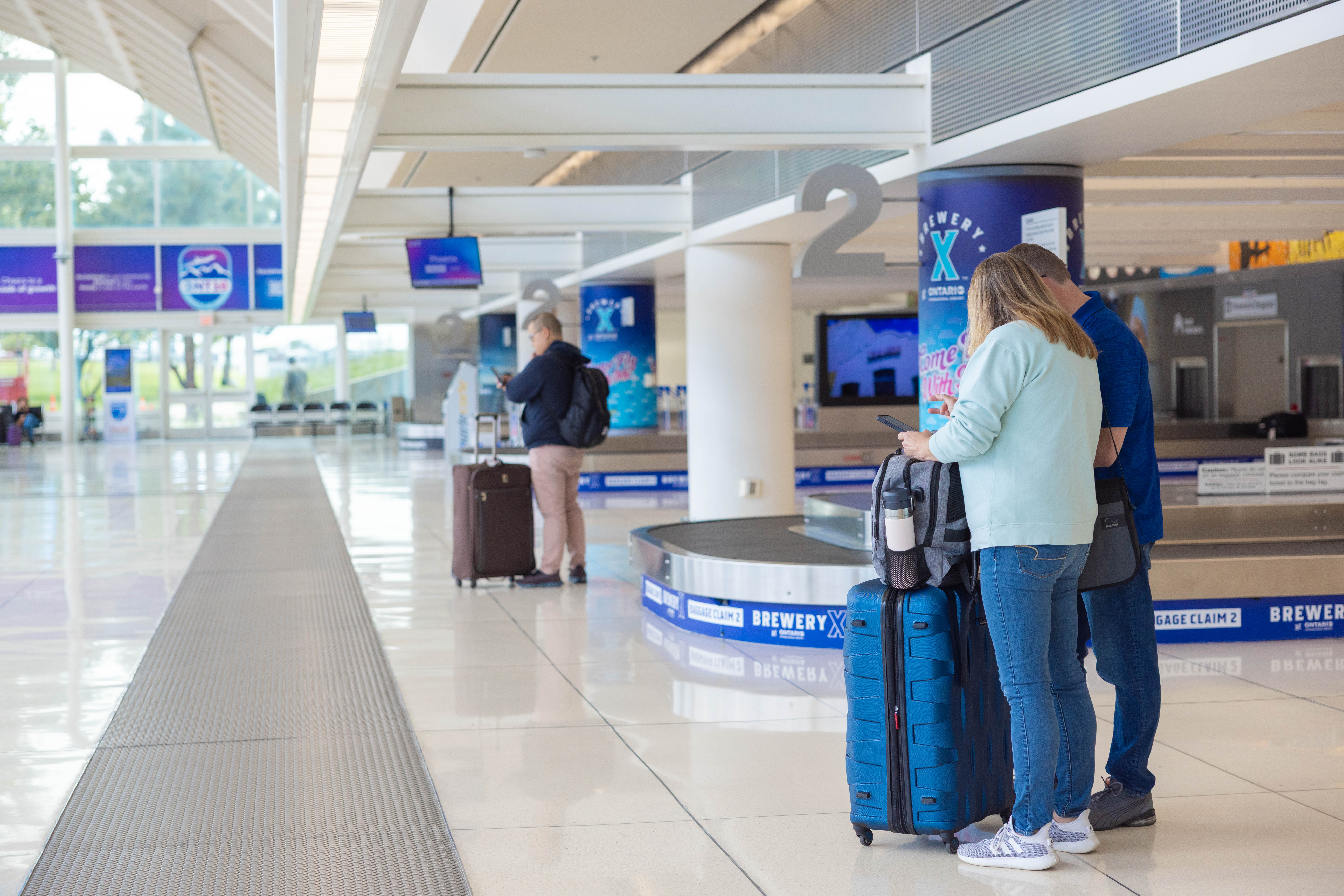 Pick Up Luggage