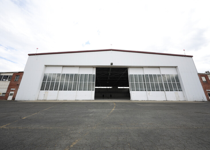 Guard Hangar ONT exterior